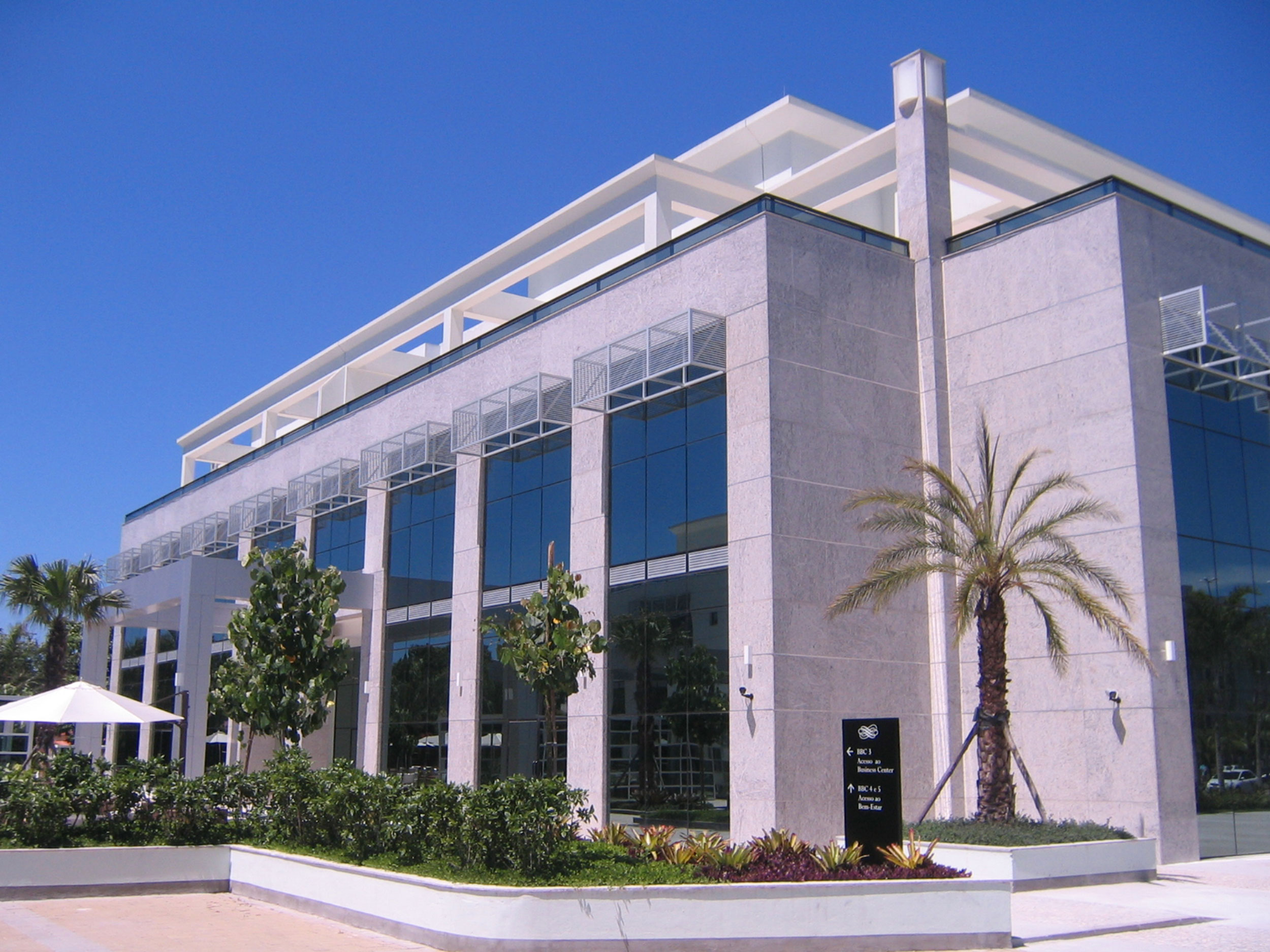 Barra Business Center